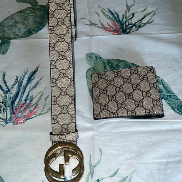 Gucci Tan Leather Belt and wallet - Picture 2 of 5